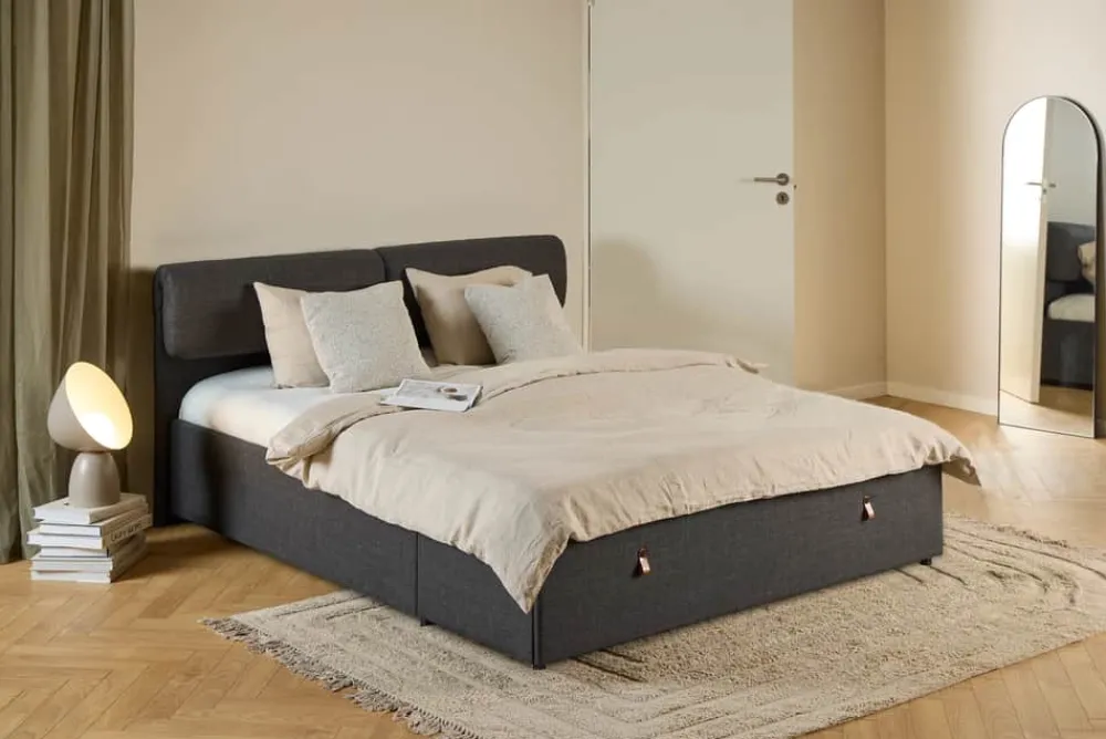Sale Calvi Sengeramme Sofaer Og Puffer
