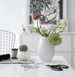 Clearance Cocoon Vase Vaser