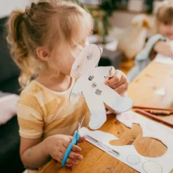 Cut & Learn Aktivitetsbog m. saks - 6 år Bøger Og Spil