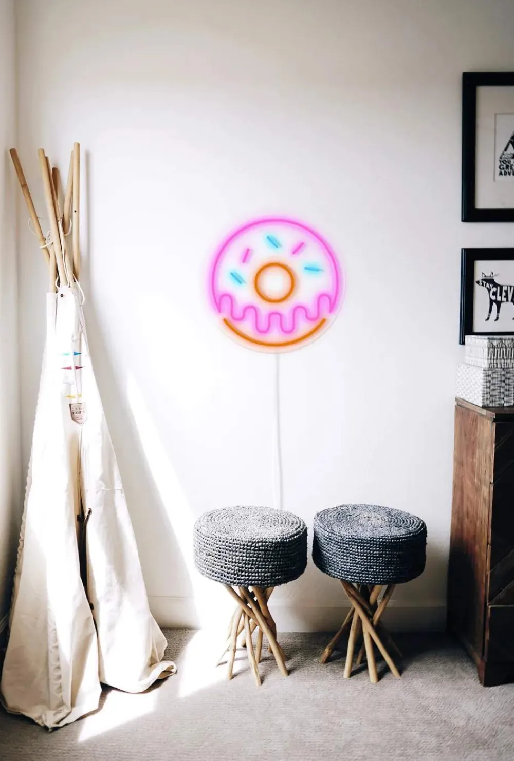 Hot Neon LED Lampe - Donut Væglamper