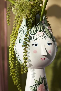 Titania Vase Vaser